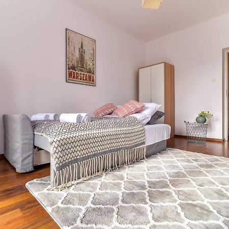 Cozy Apartment With Balcony - Palace Of Culture By Rent Like Home 华沙 外观 照片