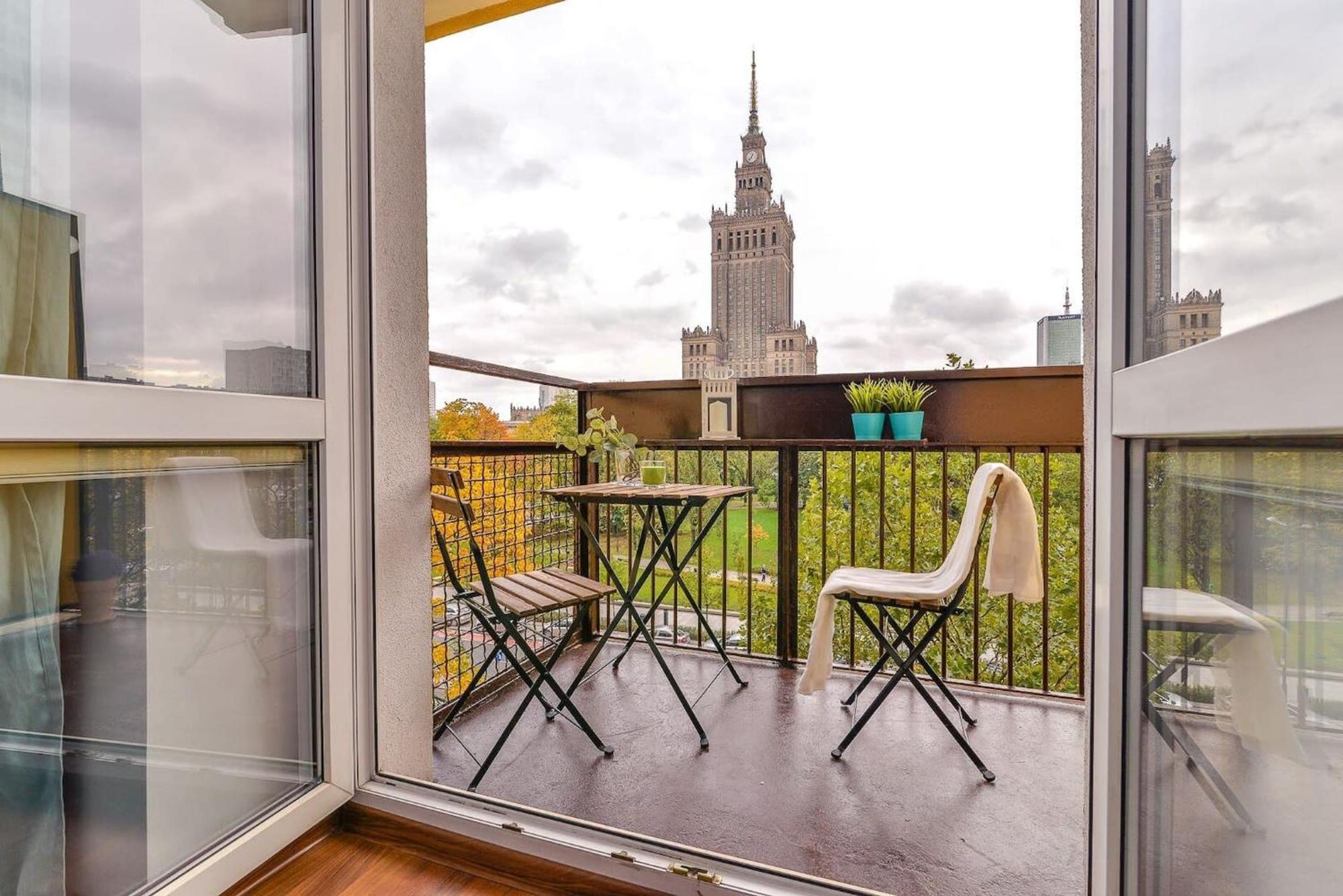 Cozy Apartment With Balcony - Palace Of Culture By Rent Like Home 华沙 外观 照片