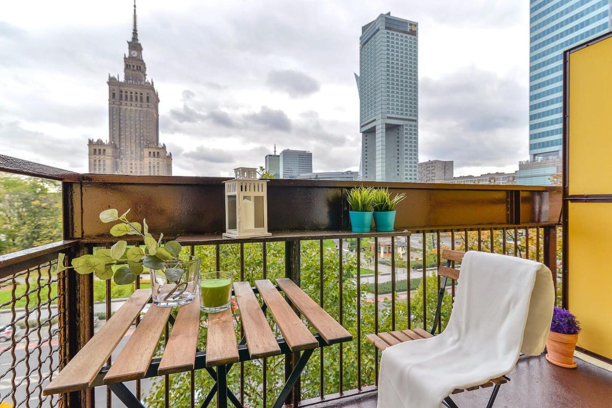 Cozy Apartment With Balcony - Palace Of Culture By Rent Like Home 华沙 外观 照片